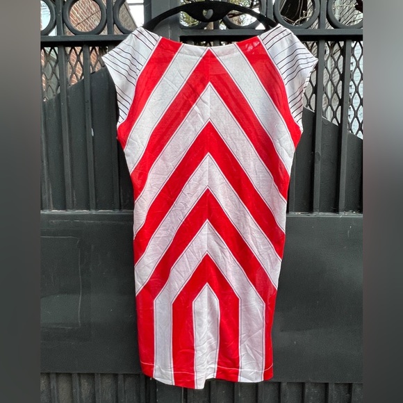 Vintage Geometric thin sheer blouse/dress depending on who’s wearing it. size 12 - Picture 7 of 8